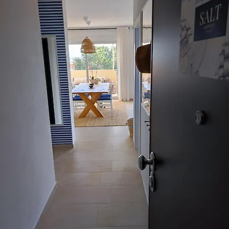 Lägenhet Salt